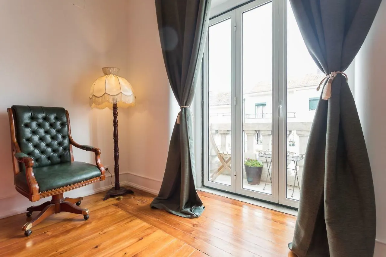 6 Clouds Apartment Lisbon Guest house